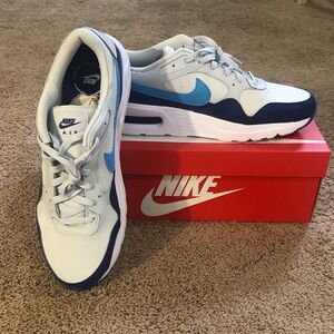 NIB: Nike Air Max SC: Pure Platinum/Blue Lightning. Size 14.